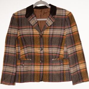 Vintage Wool Tartan Blazer with Velvet Collar – Classic British Style
